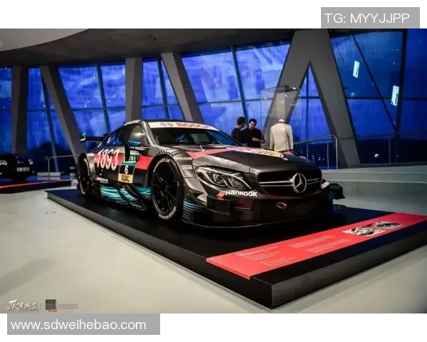 当足球巨星化身宇宙战士驰骋未来星际赛场